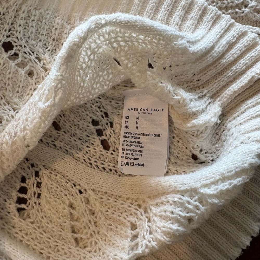 American Eagle Outfitters Cream Crouchet Oversized Cropped Sweater size Medium - Picture 5 of 8